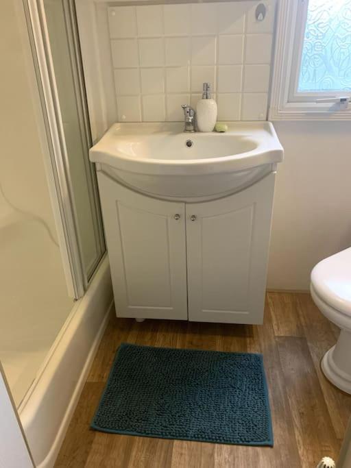 Domek Holenderski Jasnotka Golubie Exteriör bild